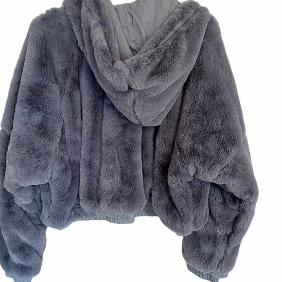 Comfy Warm Free People Jacket  NWT L - Picture 3 of 4